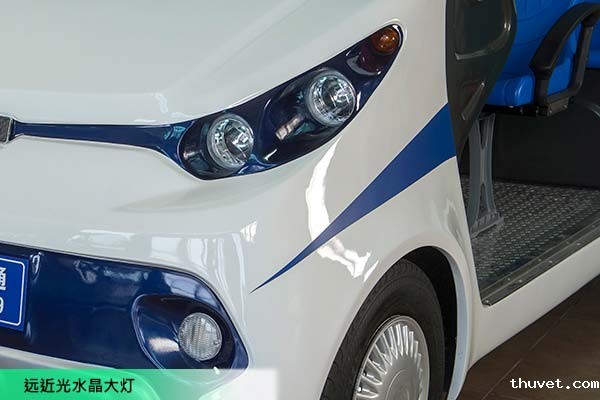 四座敞开式巡逻车