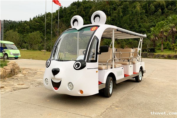 11座燃油观光车